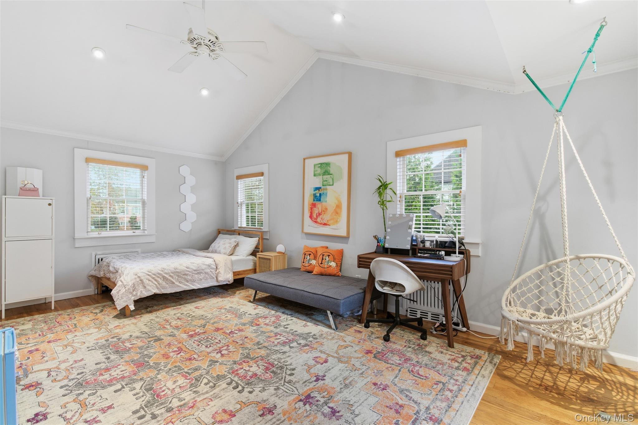 30 Lawrence Lane, Bay Shore, NY 11706