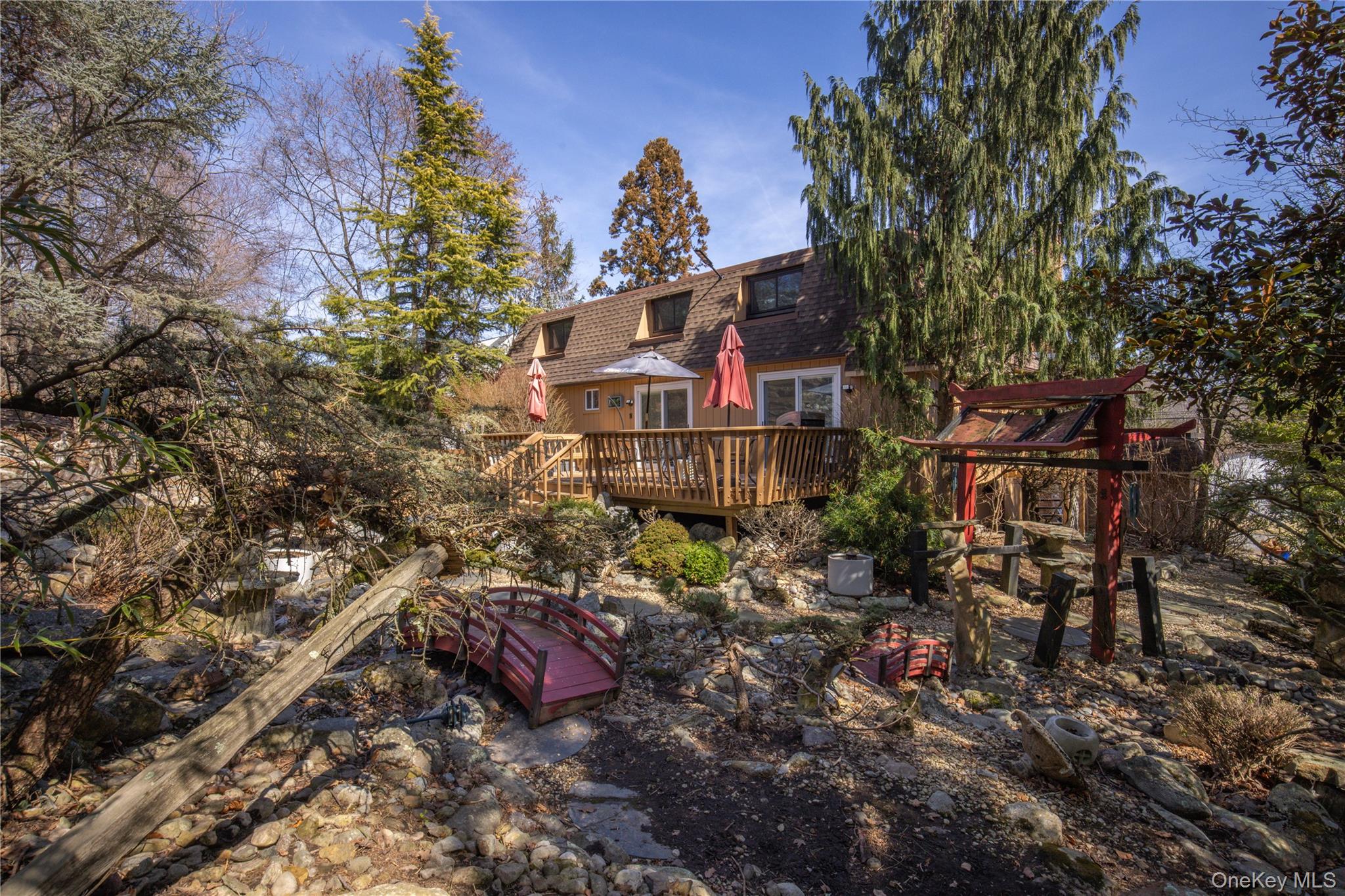 79 Tennyson Drive, Nanuet, NY 10954