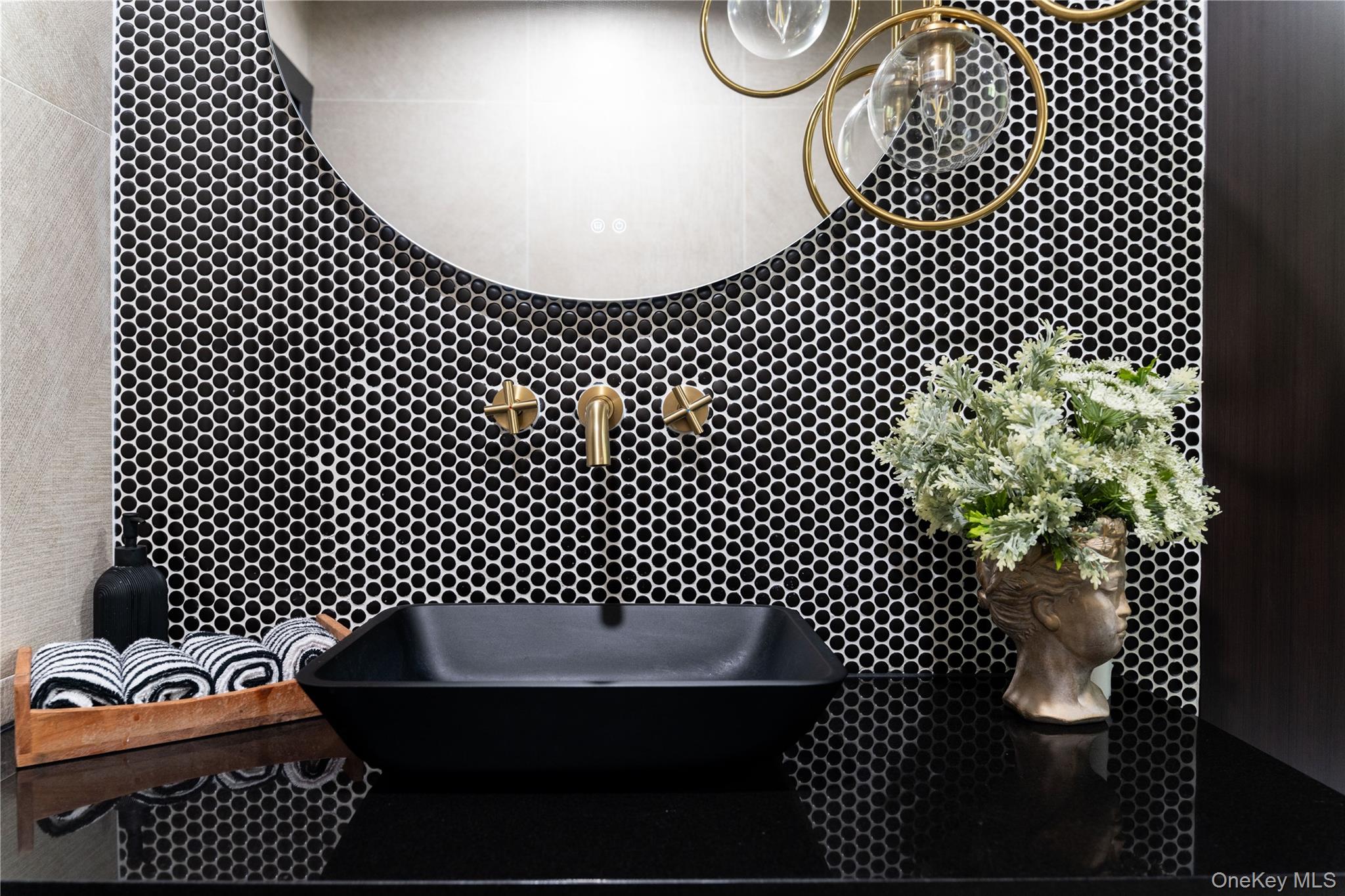 79 Tennyson Drive, Nanuet, NY 10954