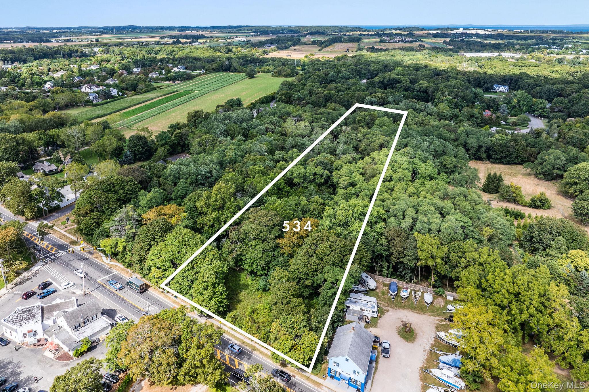 534 Main Road, Aquebogue, NY 11931