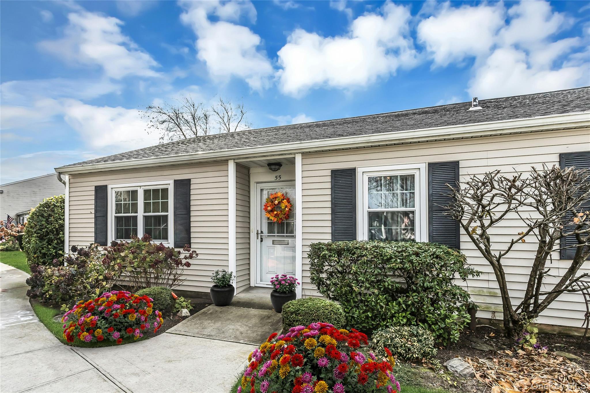 55 Harbor North, Amityville, NY 11701