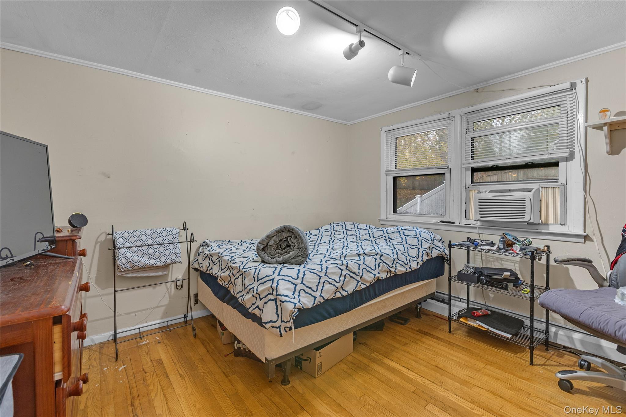 263 Melville Road, Huntington, NY 11746