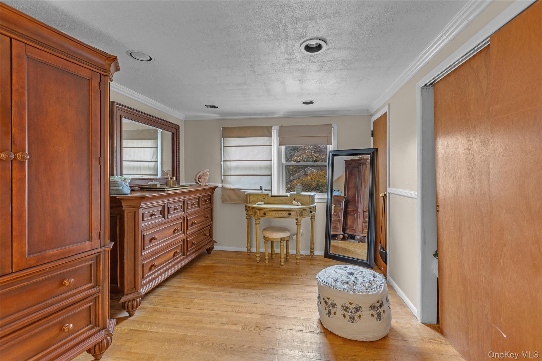 263 Melville Road, Huntington, NY 11746