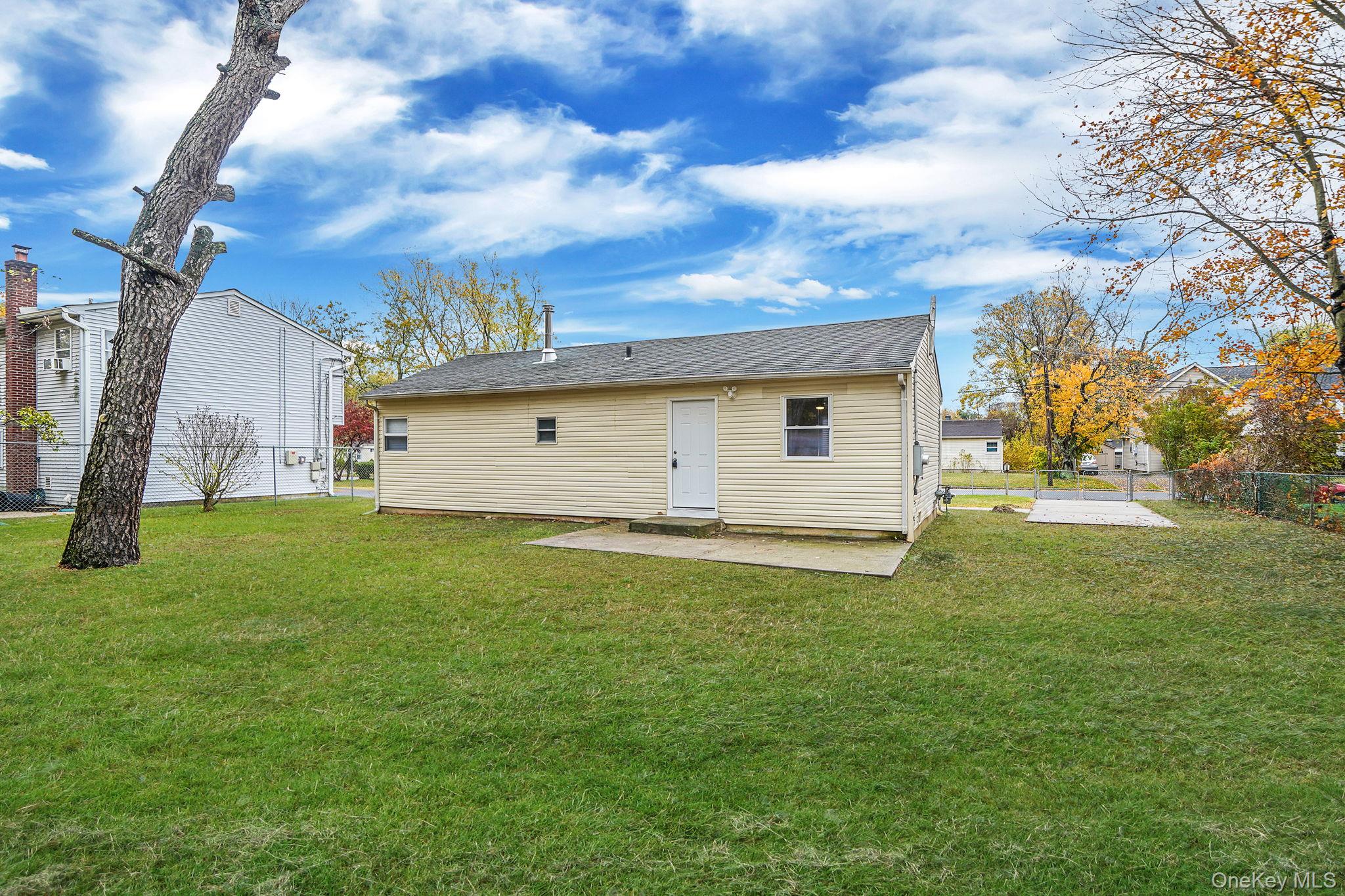 111 Merrill Street, Brentwood, NY 11717