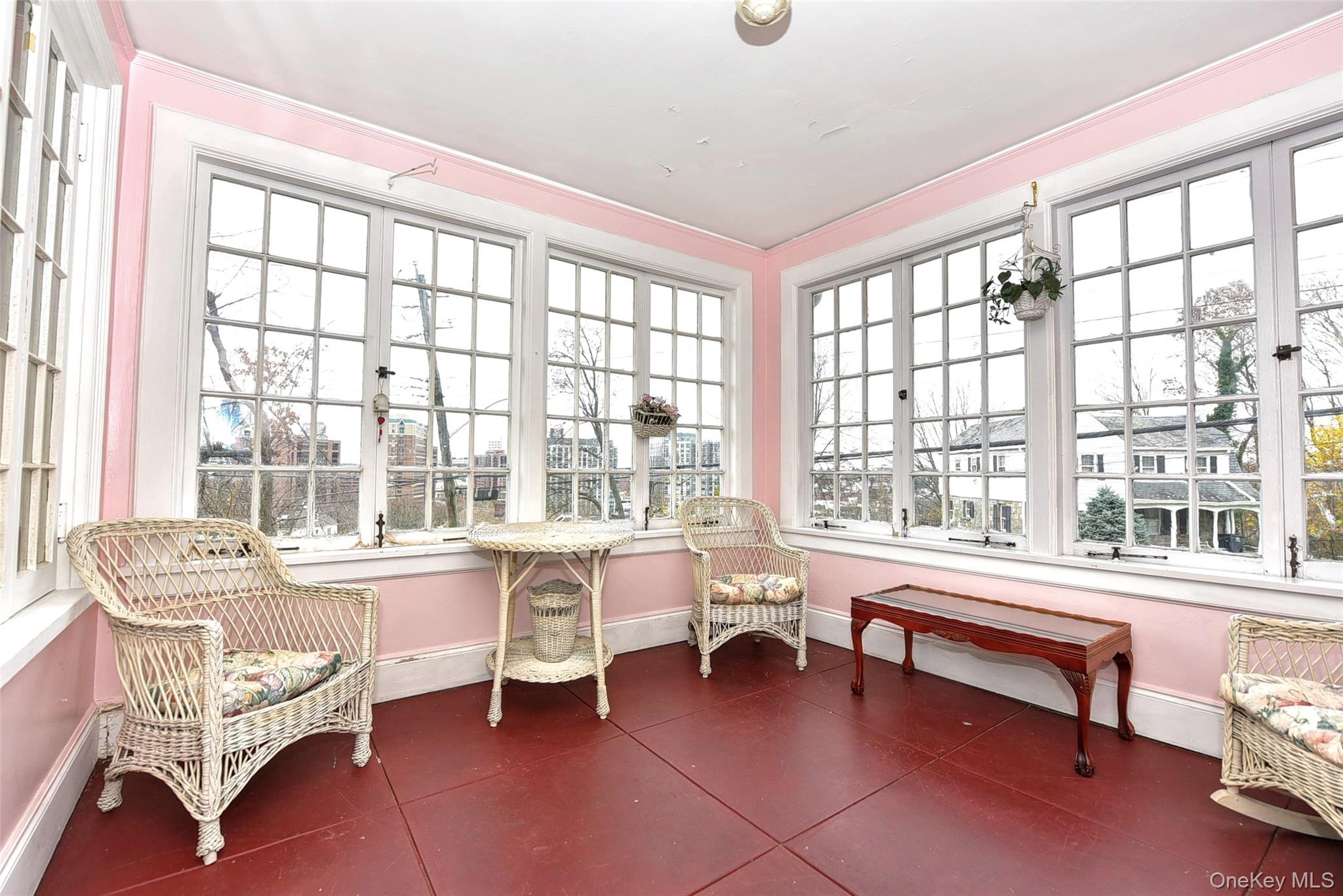 85 Battle Avenue, White Plains, NY 10606