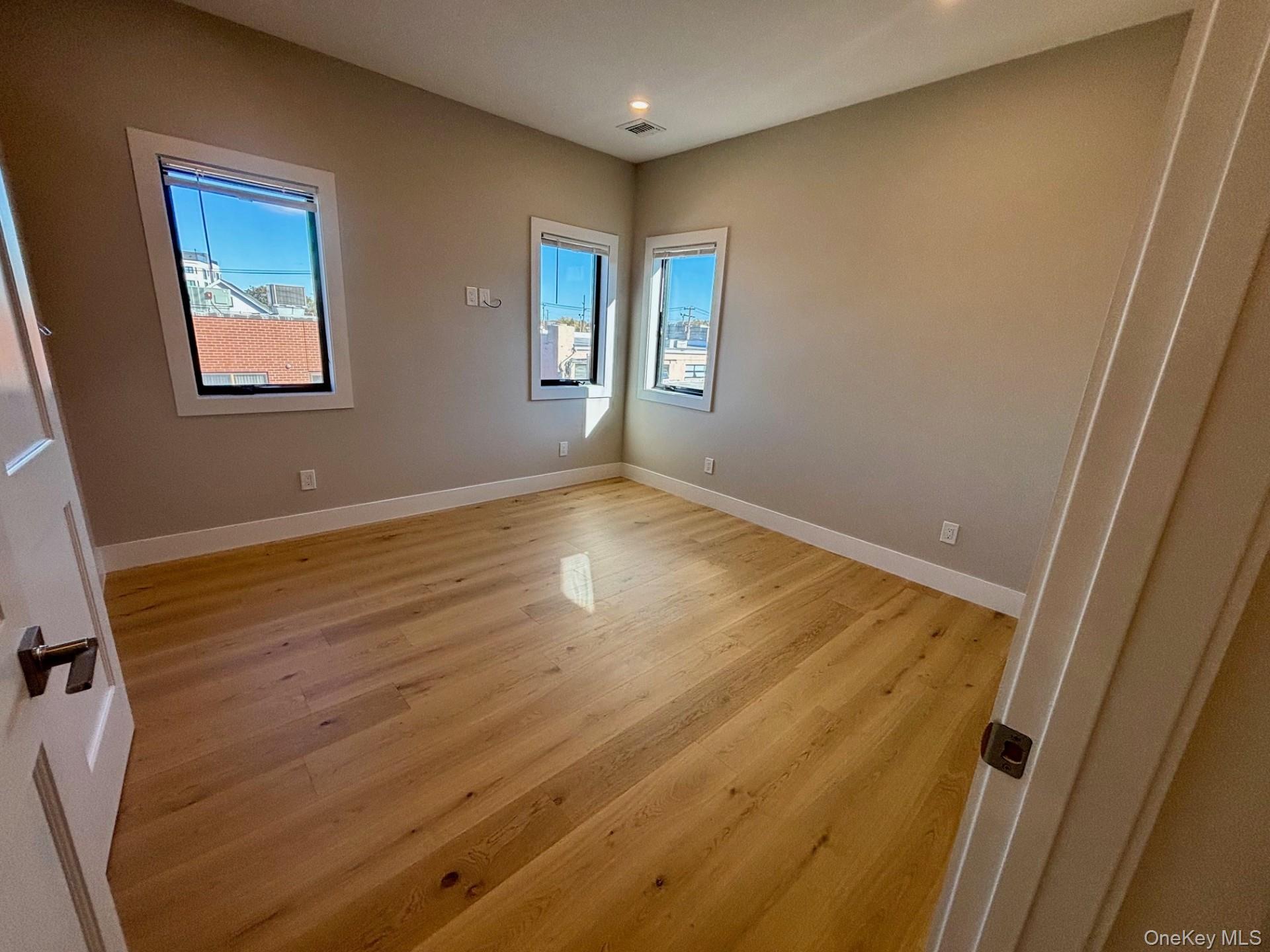 159 Harrison Avenue # D, Mineola, NY 11501