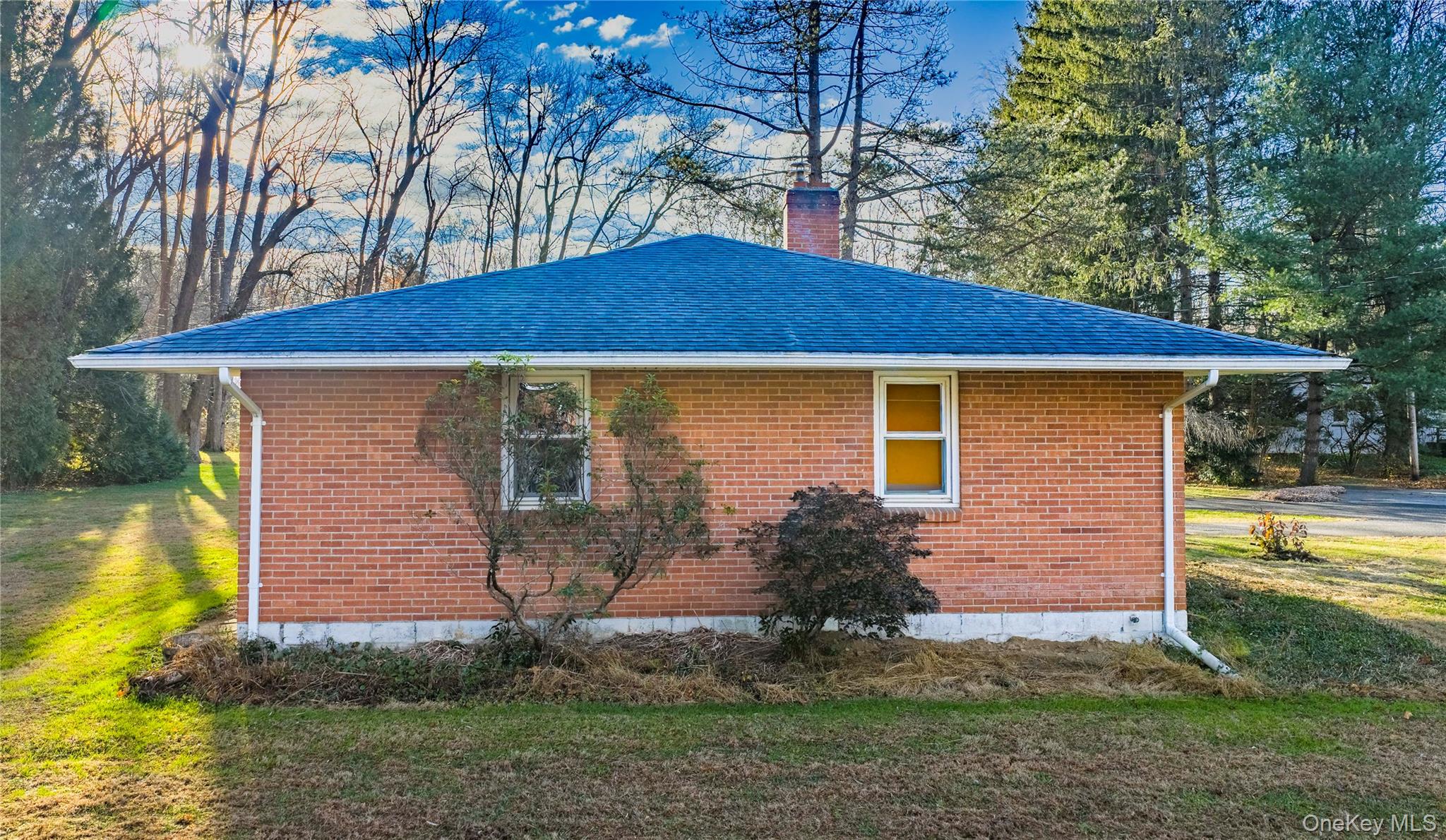 16 Townsend Boulevard, Pawling, NY 12564