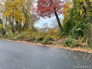 6 Pine Street, Wyandanch, NY 11798