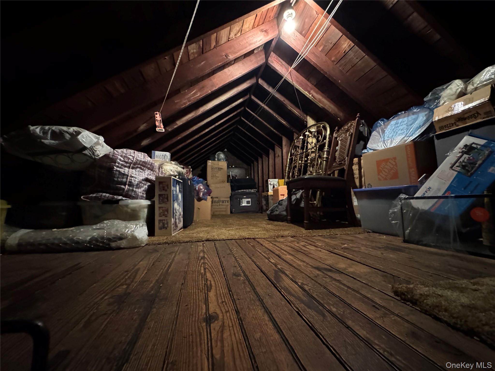 915 E 222nd Street, Bronx, NY 10469