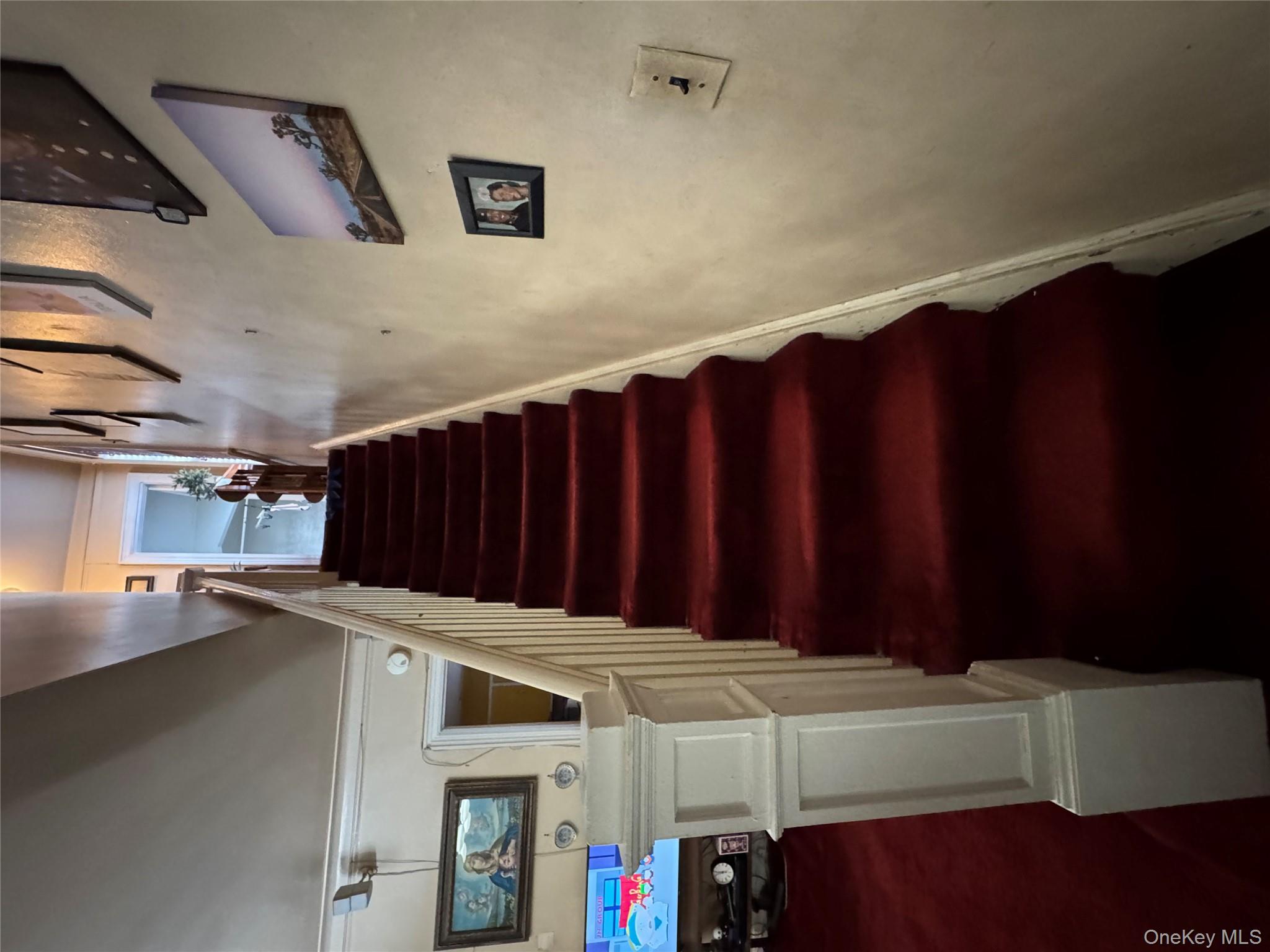 915 E 222nd Street, Bronx, NY 10469