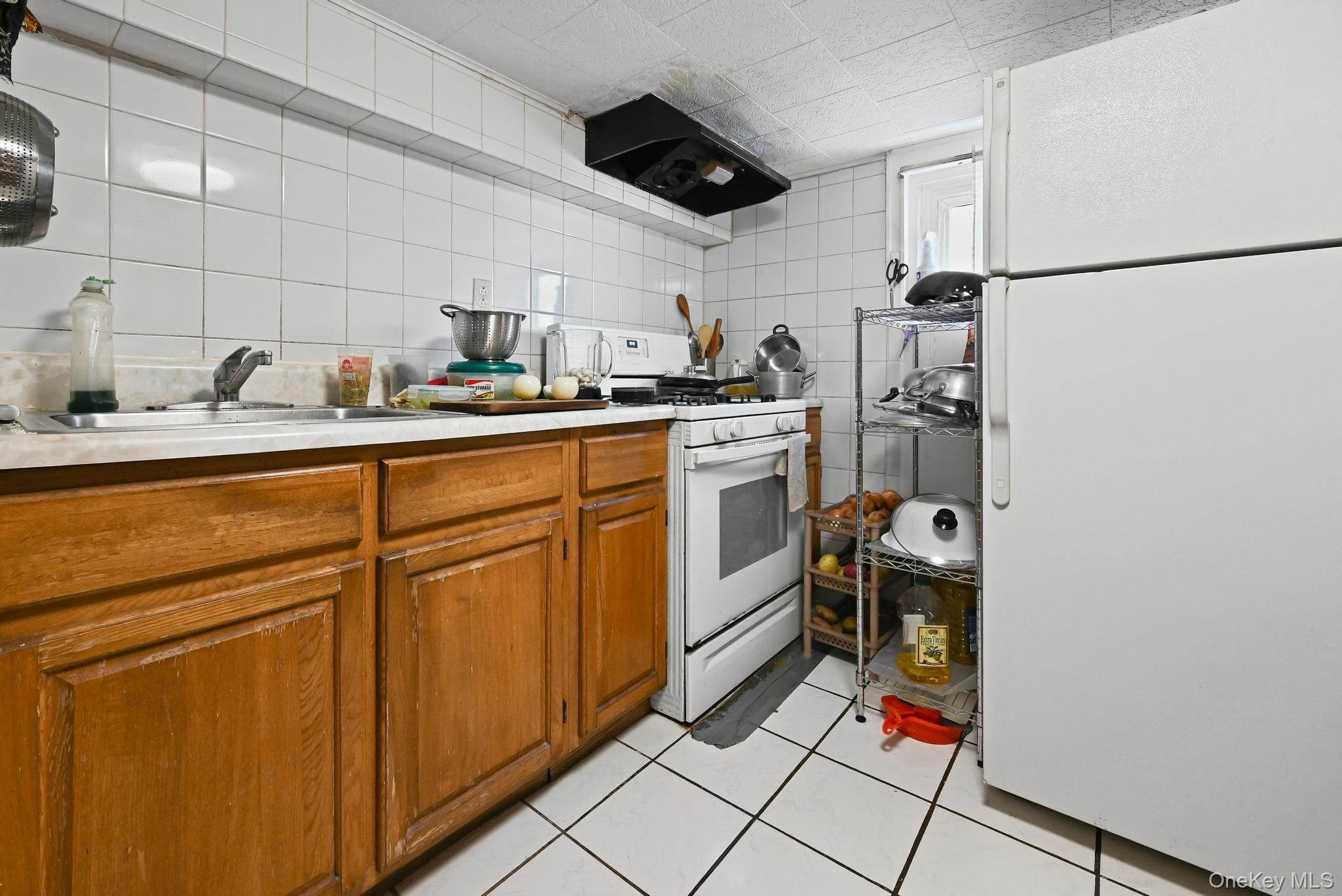 90-16 76 Street, Woodhaven, NY 11421