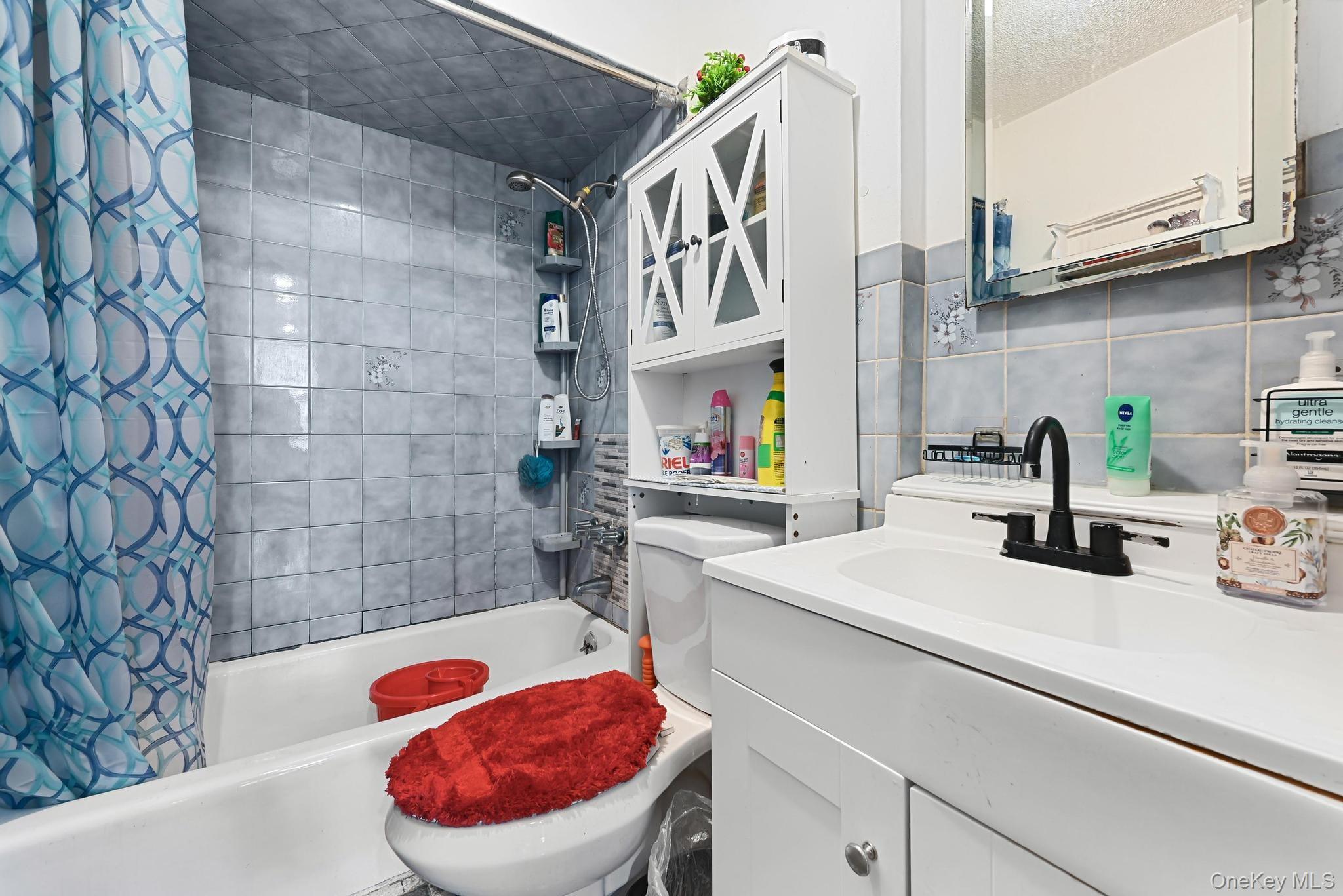 90-16 76 Street, Woodhaven, NY 11421