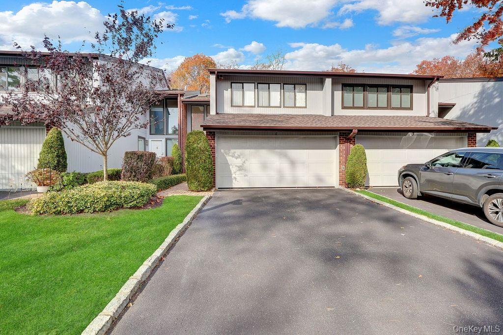 4 Club Drive N # 4, Jericho, NY 11753