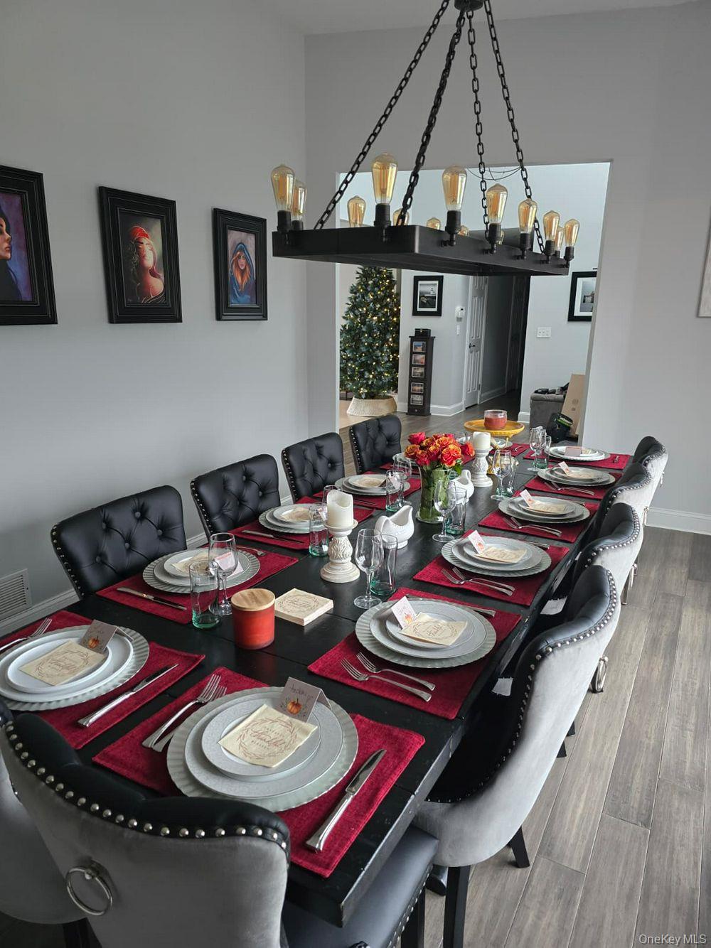 5 Field Lane, Miller Place, NY 11764