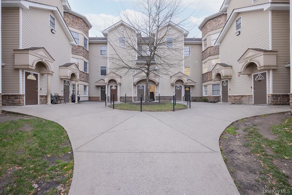 3 Horizon Court # 304, Monsey, NY 10952