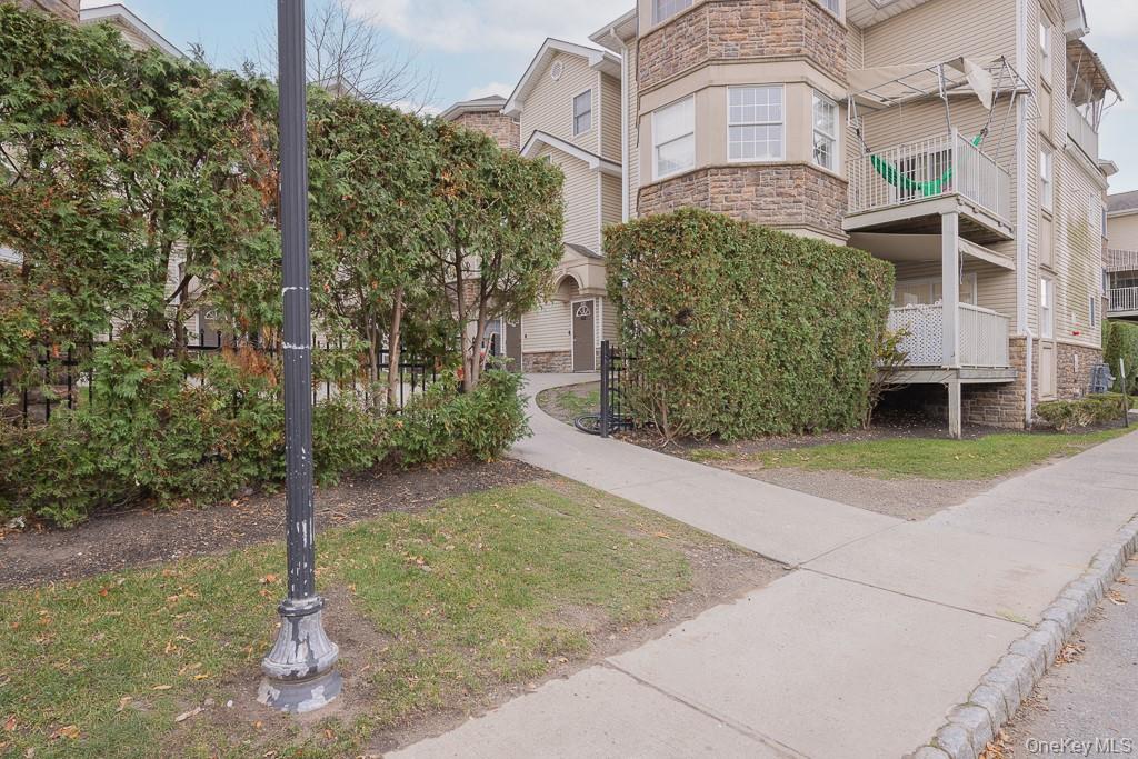 3 Horizon Court # 304, Monsey, NY 10952