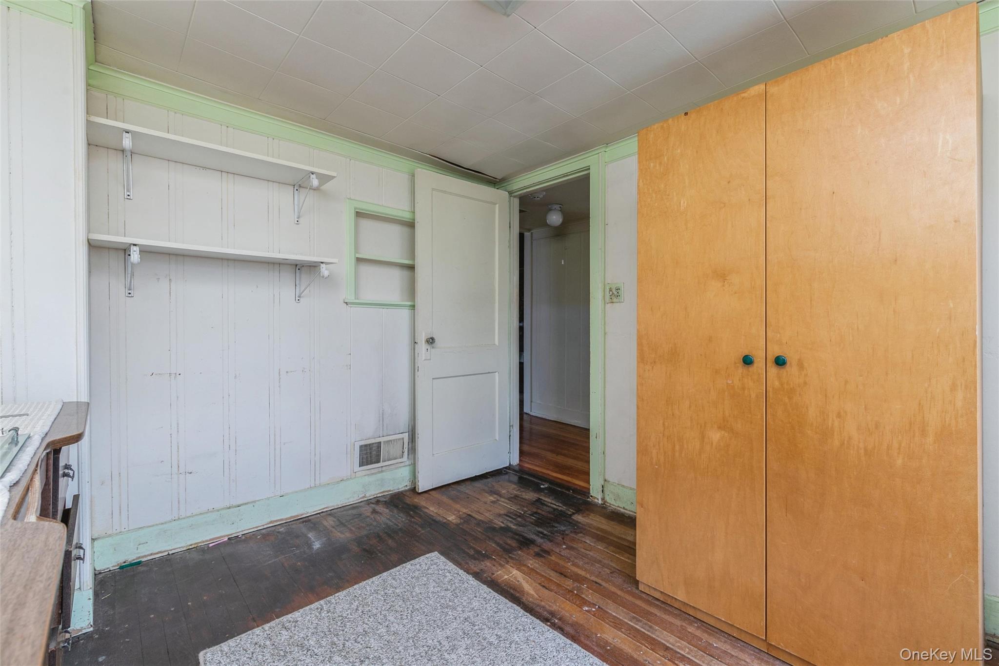 84 Riviera Drive, Mastic, NY 11950