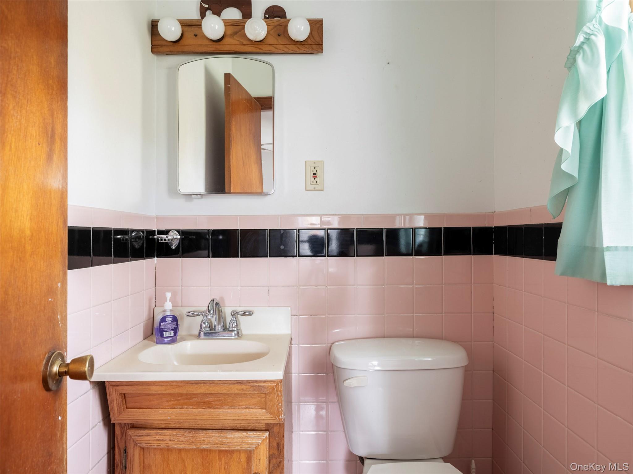 252 Route 199, Red Hook, NY 12571