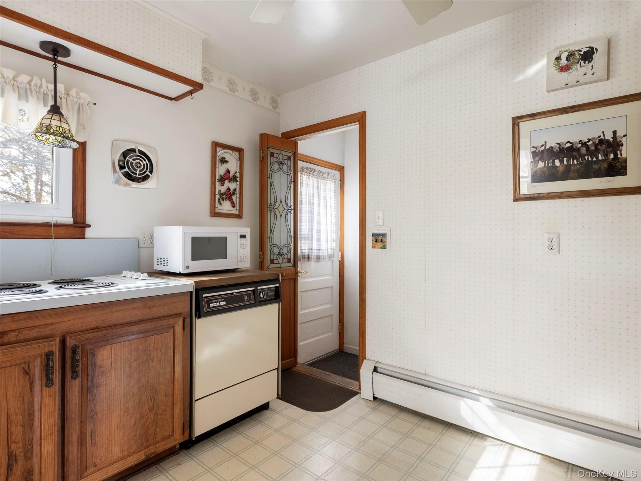 252 Route 199, Red Hook, NY 12571