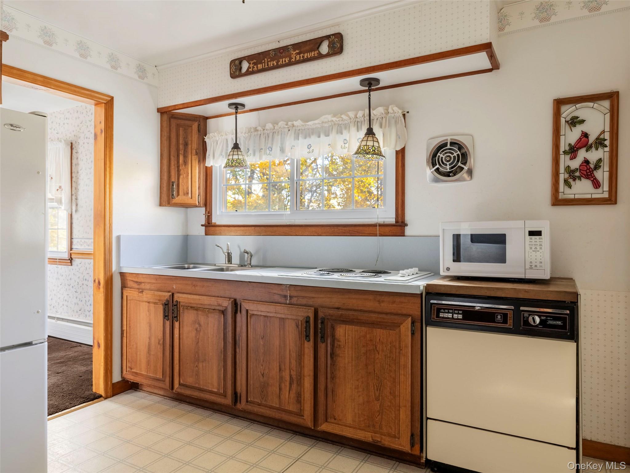 252 Route 199, Red Hook, NY 12571