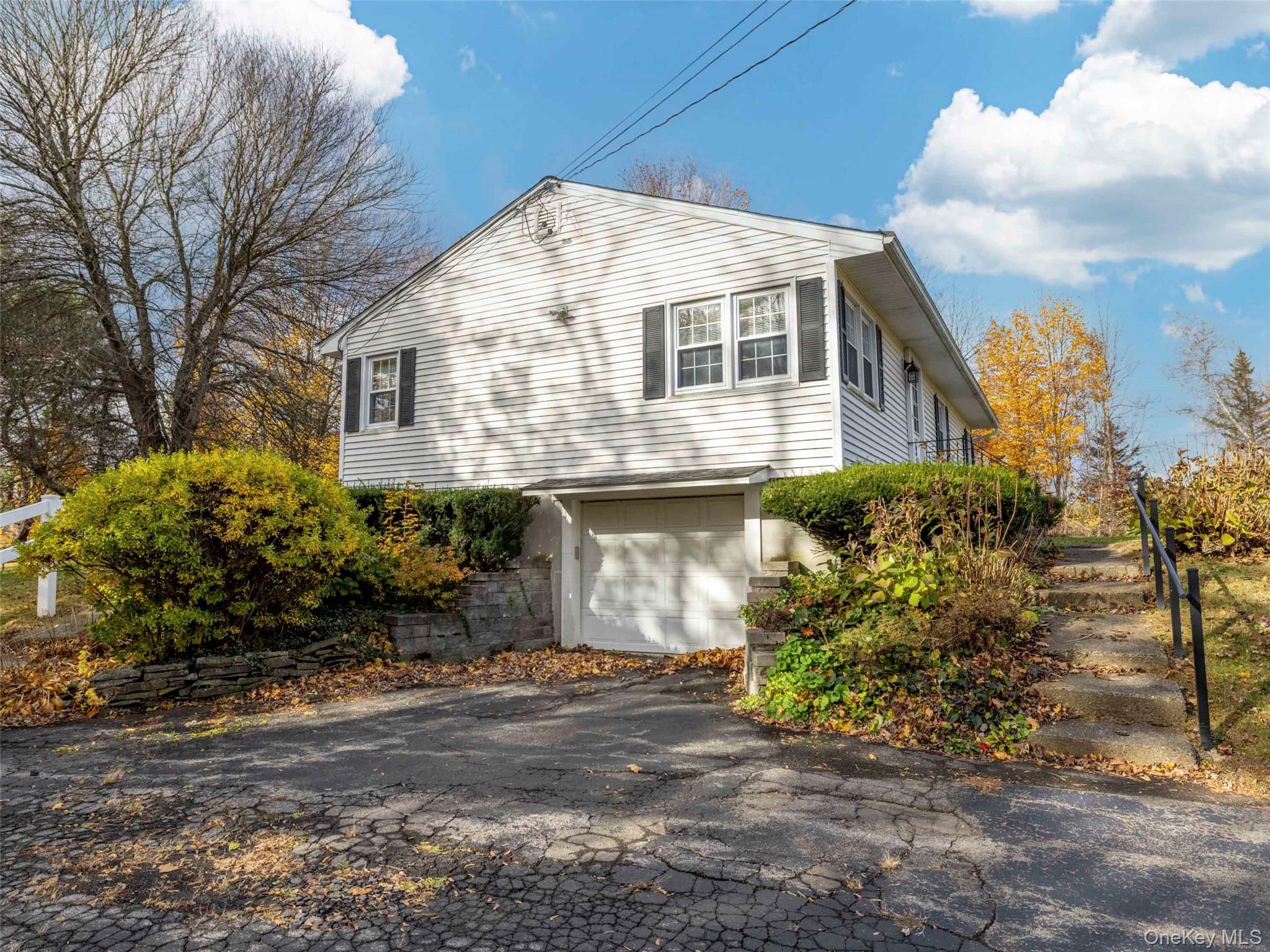 252 Route 199, Red Hook, NY 12571