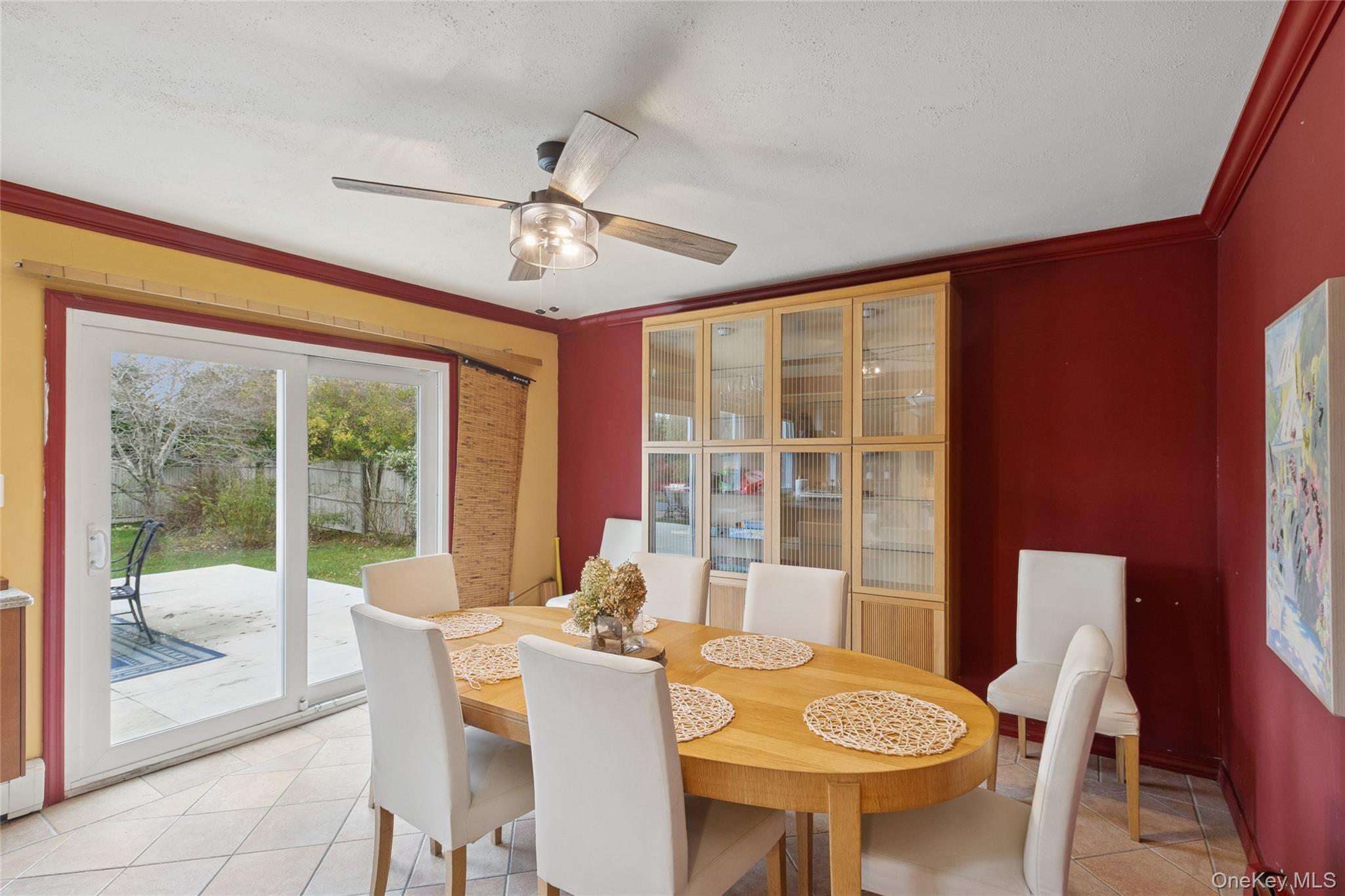 3 Meadowgrass Lane, Southampton, NY 11968