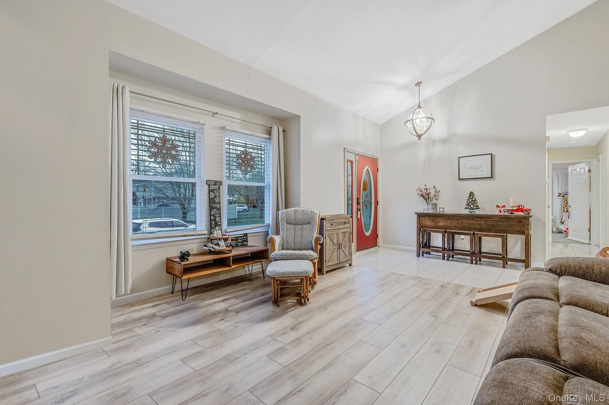 1 Fuller Drive, Ridge, NY 11961