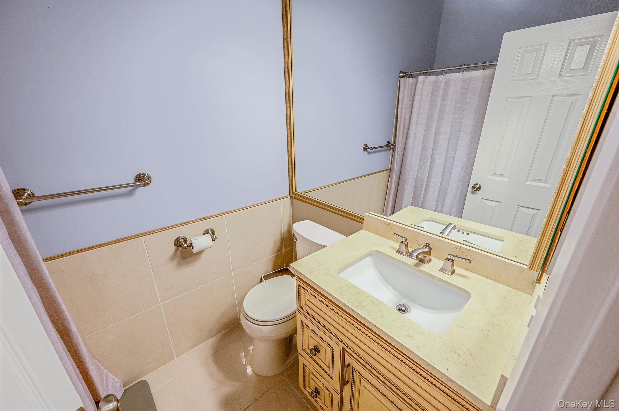 1 Fuller Drive, Ridge, NY 11961