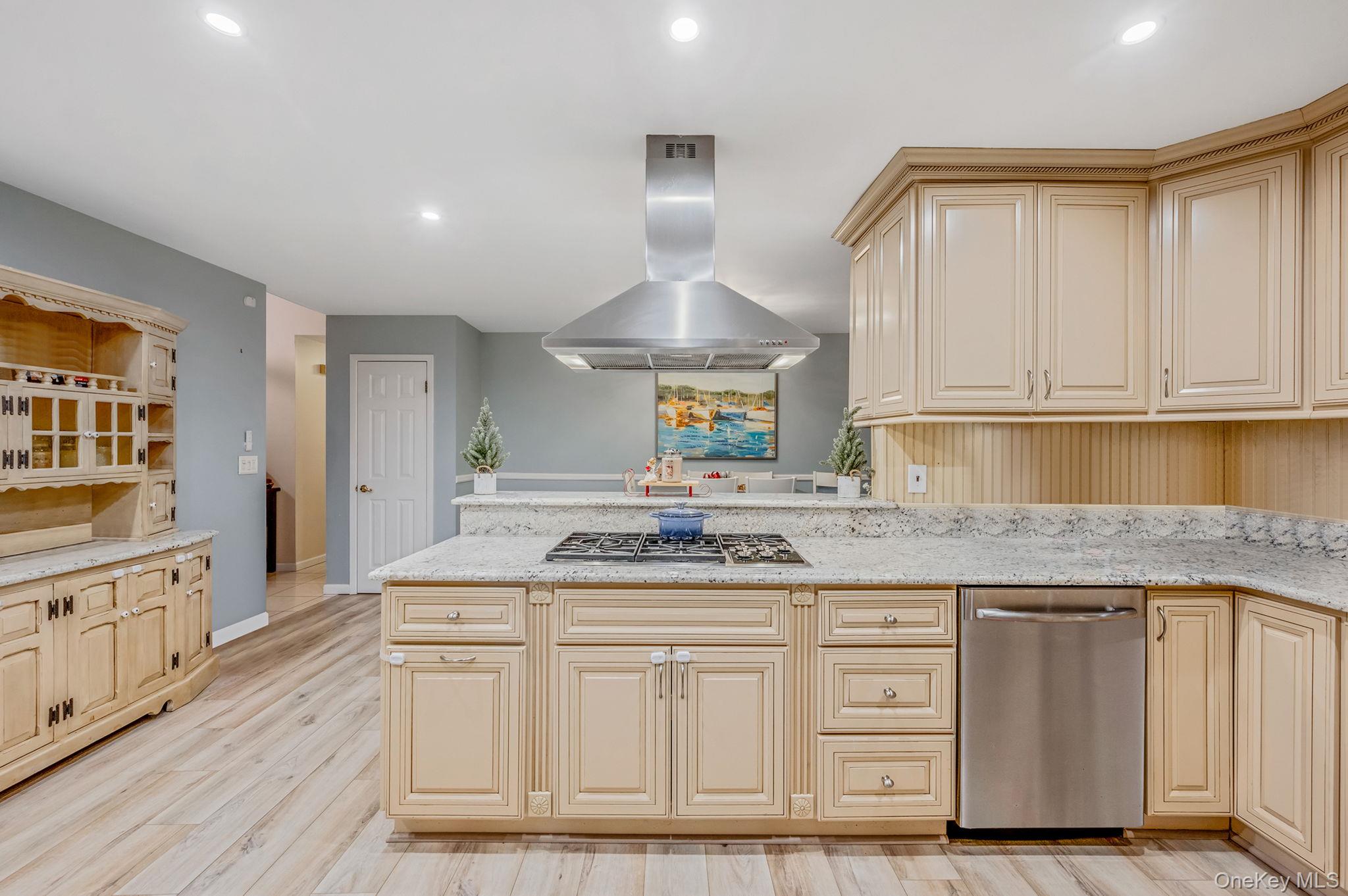 1 Fuller Drive, Ridge, NY 11961