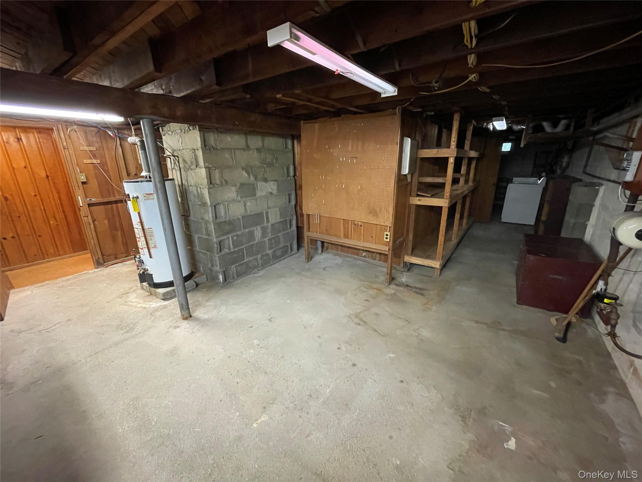 335 Alfred Street, North Babylon, NY 11703