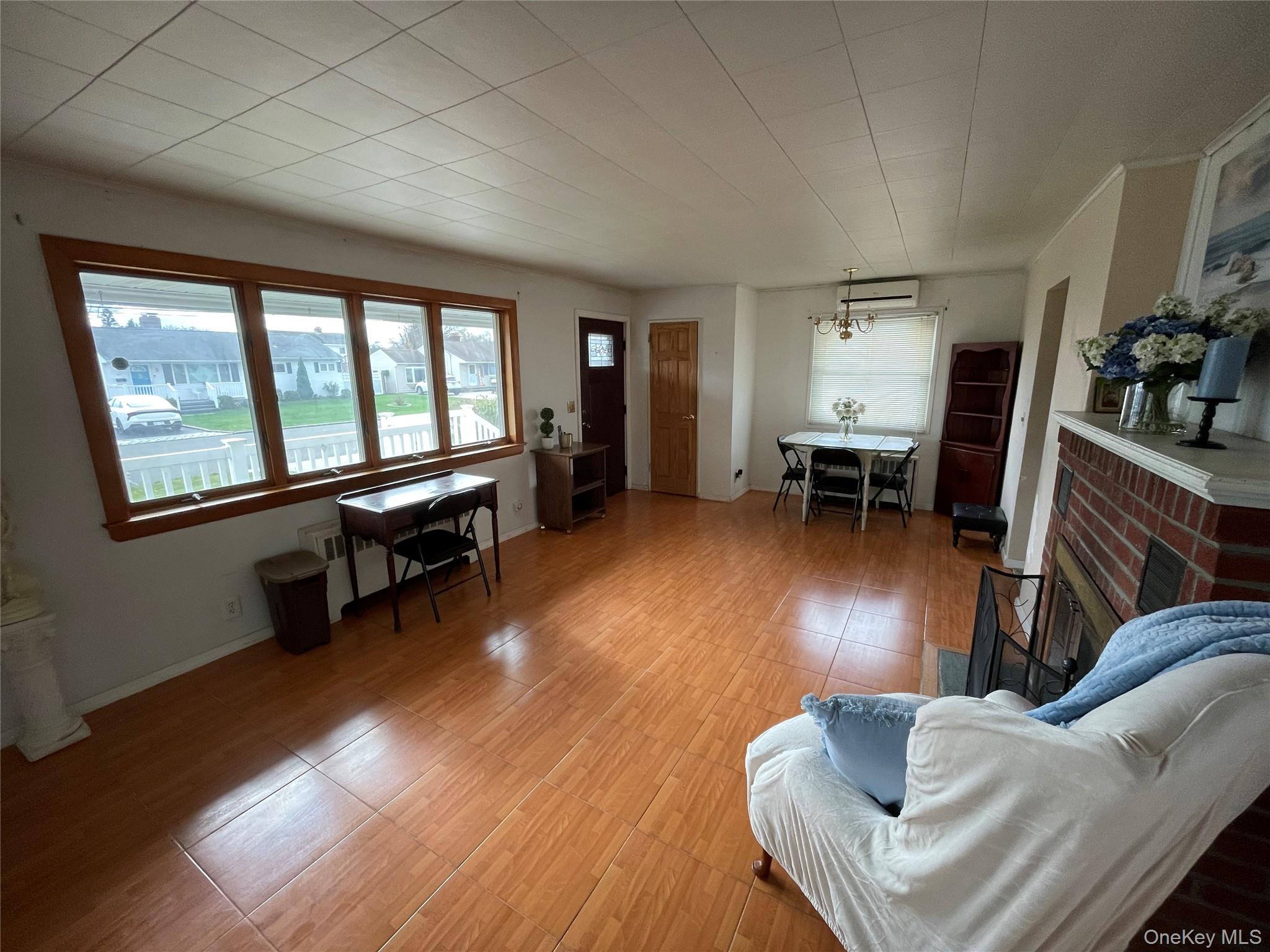 335 Alfred Street, North Babylon, NY 11703