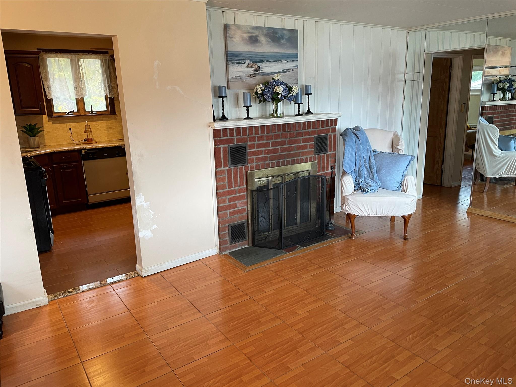 335 Alfred Street, North Babylon, NY 11703