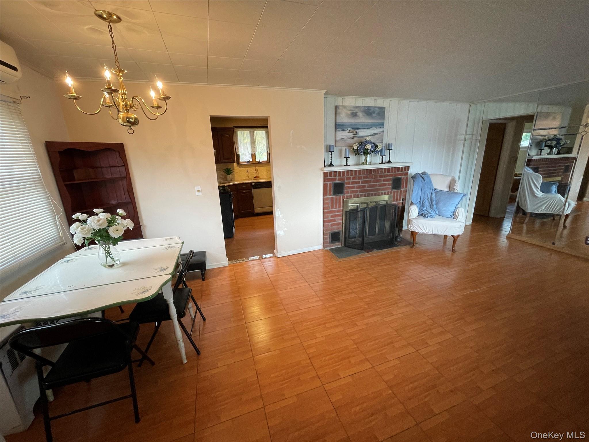 335 Alfred Street, North Babylon, NY 11703