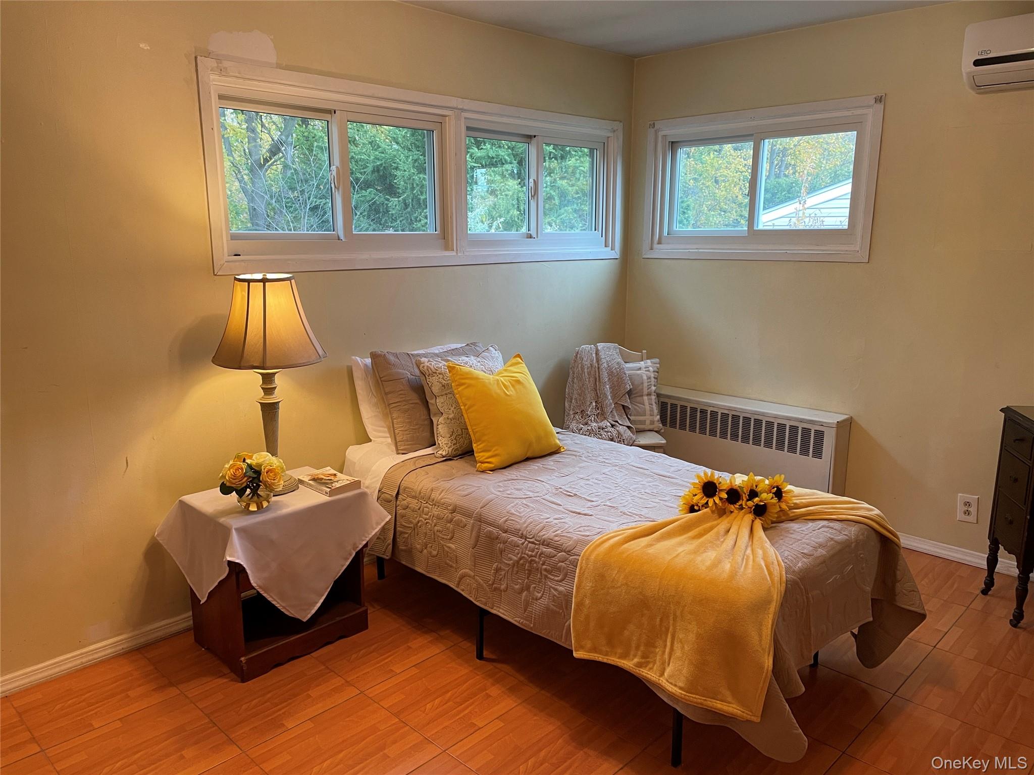 335 Alfred Street, North Babylon, NY 11703