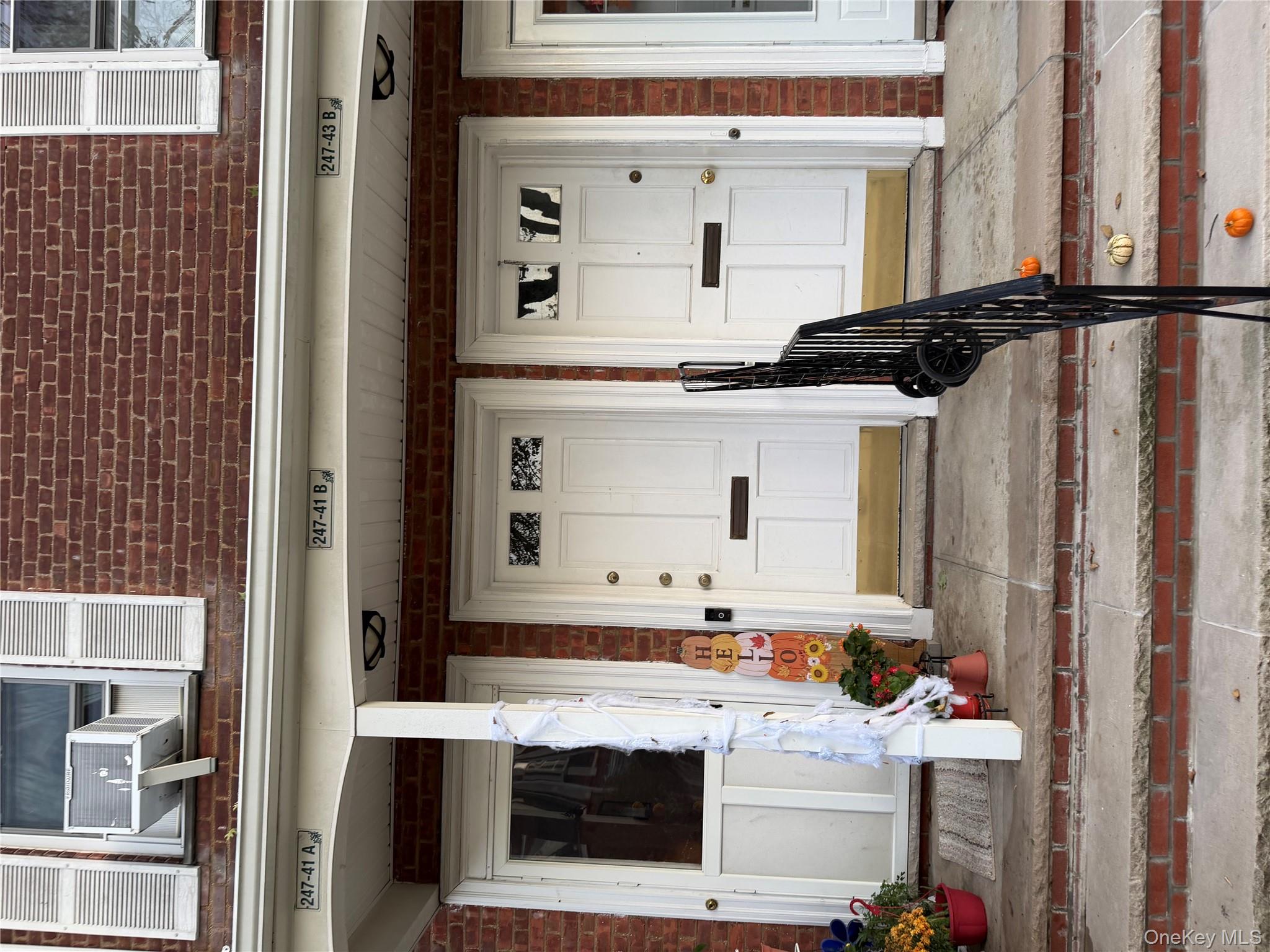 247-41 77th Crescent # B, Bellerose, NY 11426