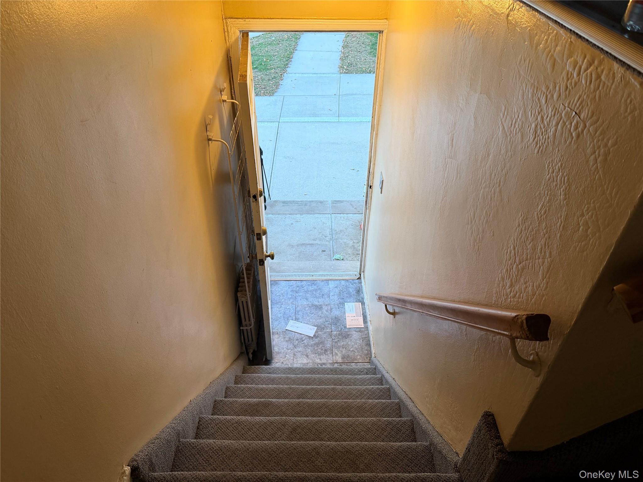 247-41 77th Crescent # B, Bellerose, NY 11426