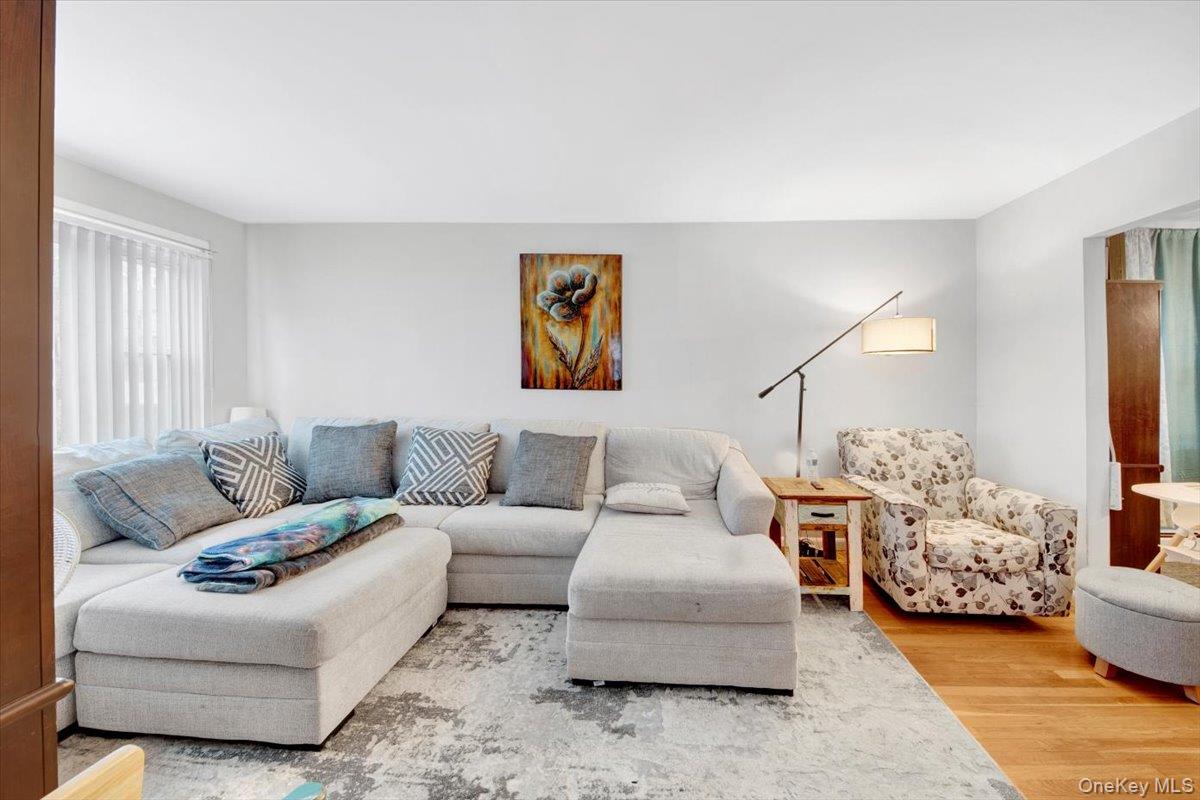 16 Rigby Street, Yonkers, NY 10704