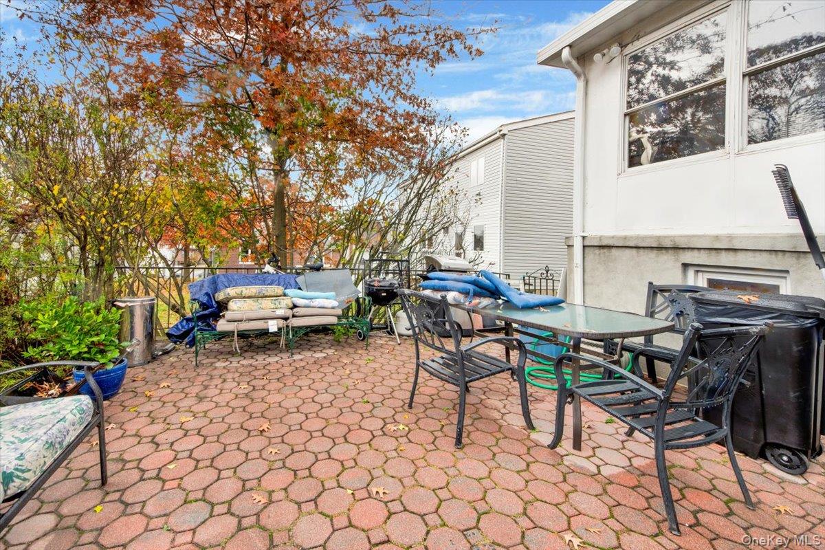 16 Rigby Street, Yonkers, NY 10704