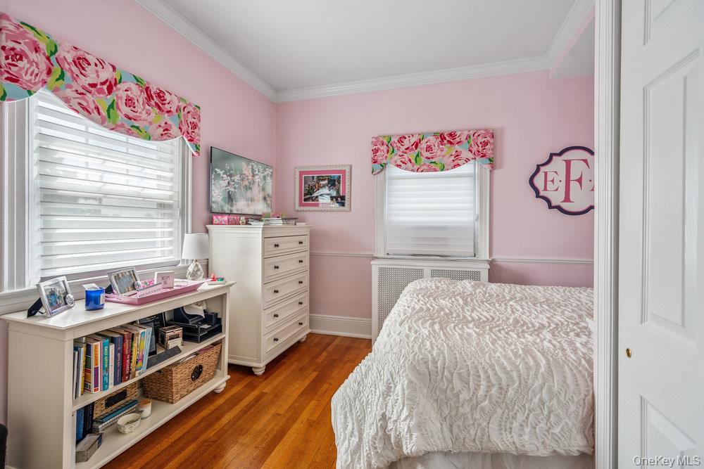 1 Bayview Avenue, Islip, NY 11751