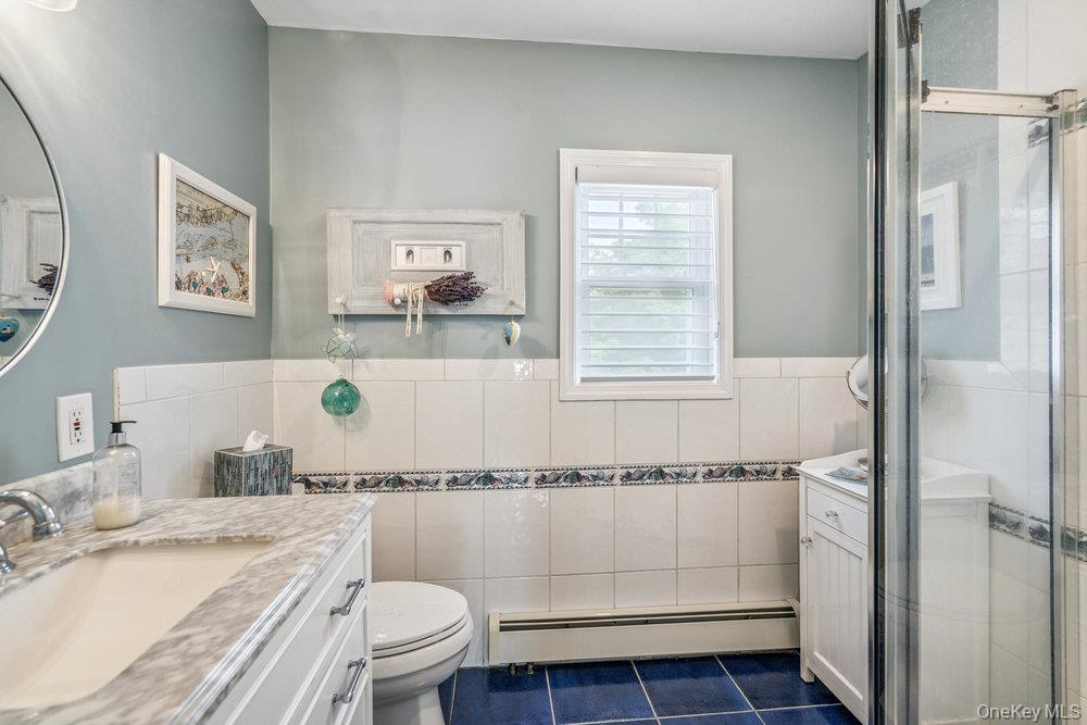 1 Bayview Avenue, Islip, NY 11751