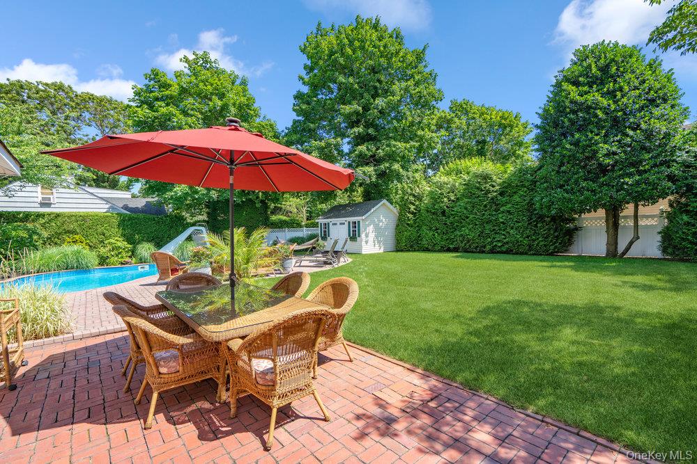 1 Bayview Avenue, Islip, NY 11751