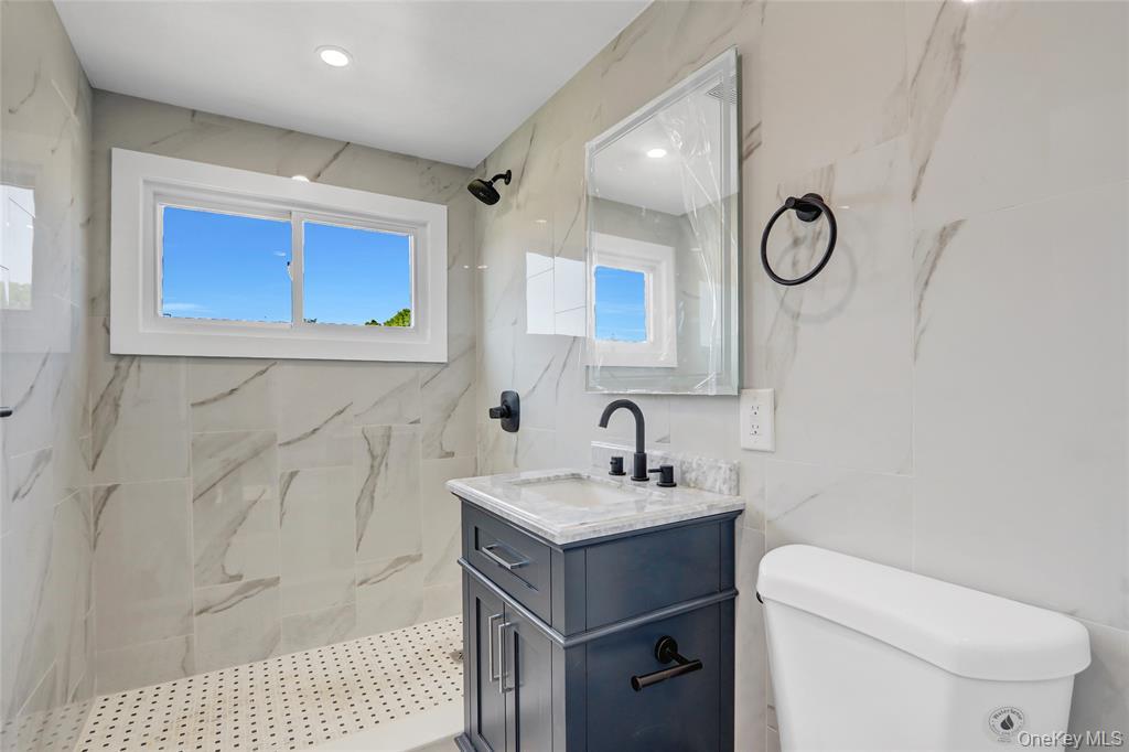 12 Woodcock Lane, Levittown, NY 11756