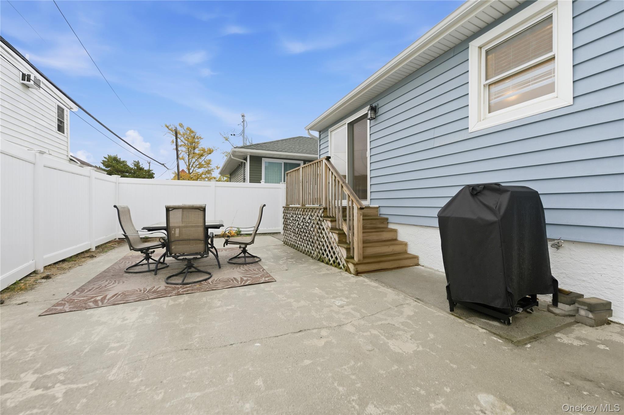 371 E Penn Street, Long Beach, NY 11561