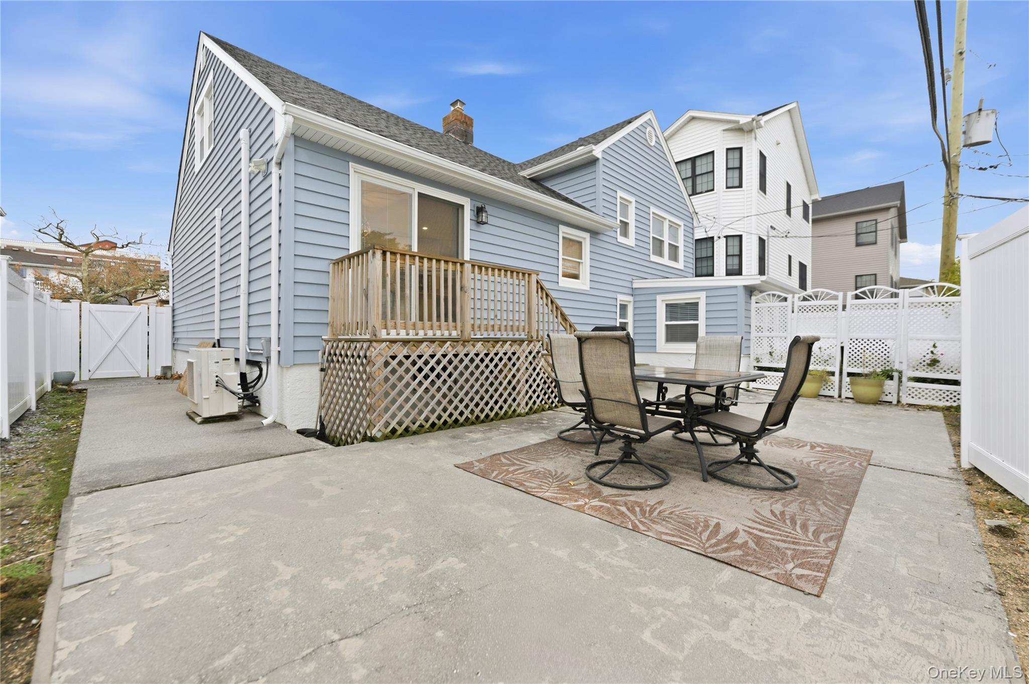 371 E Penn Street, Long Beach, NY 11561