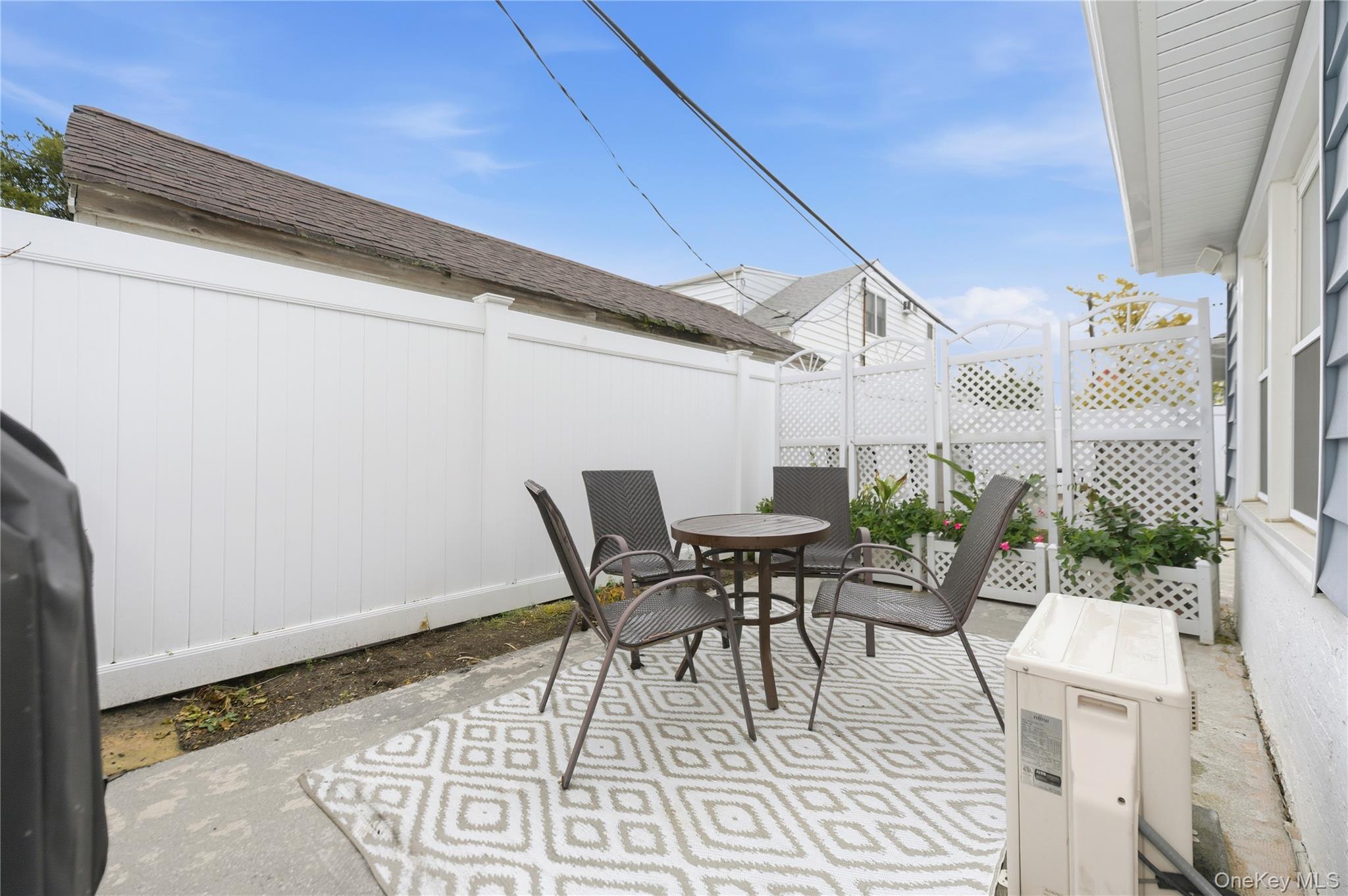 371 E Penn Street, Long Beach, NY 11561