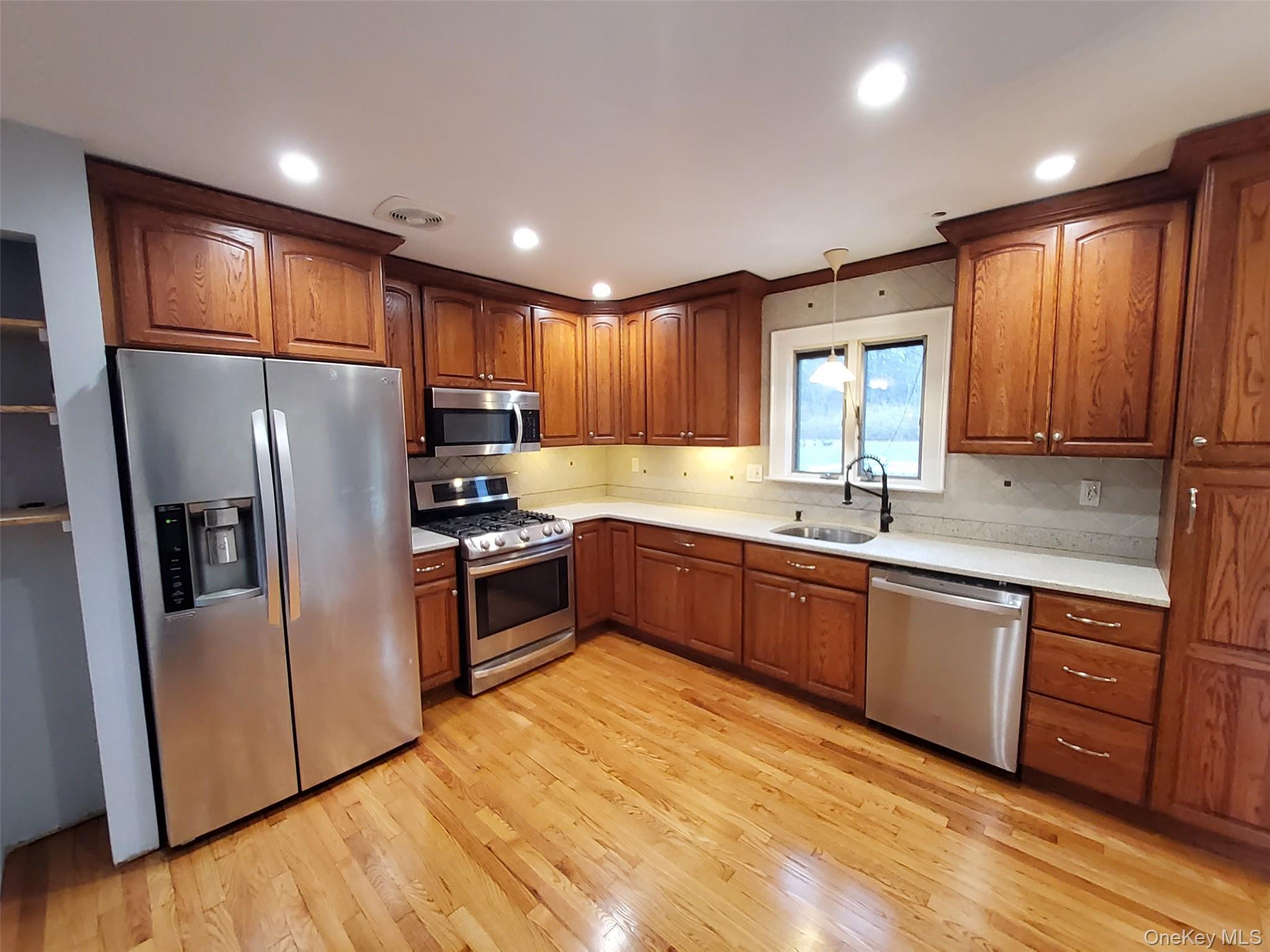 8 O Sullivan Lane, Monroe, NY 10950