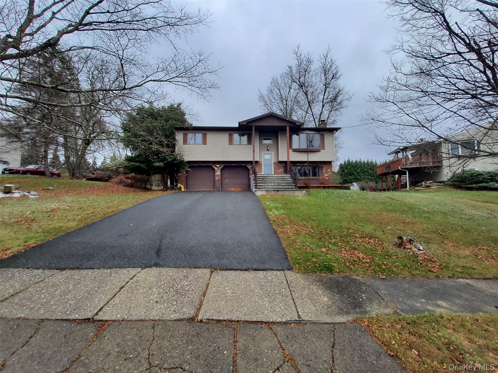 8 O Sullivan Lane, Monroe, NY 10950