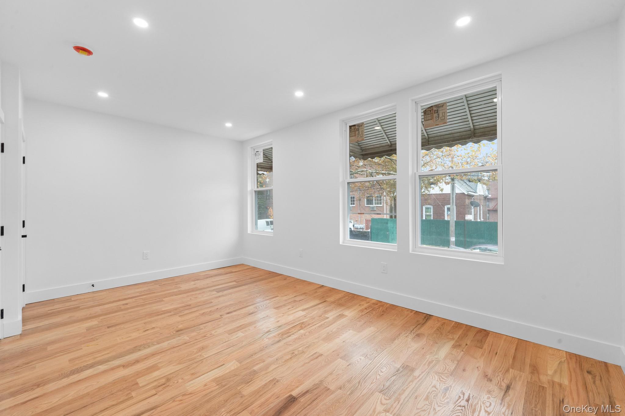 741 E 227th Street, Bronx, NY 10466