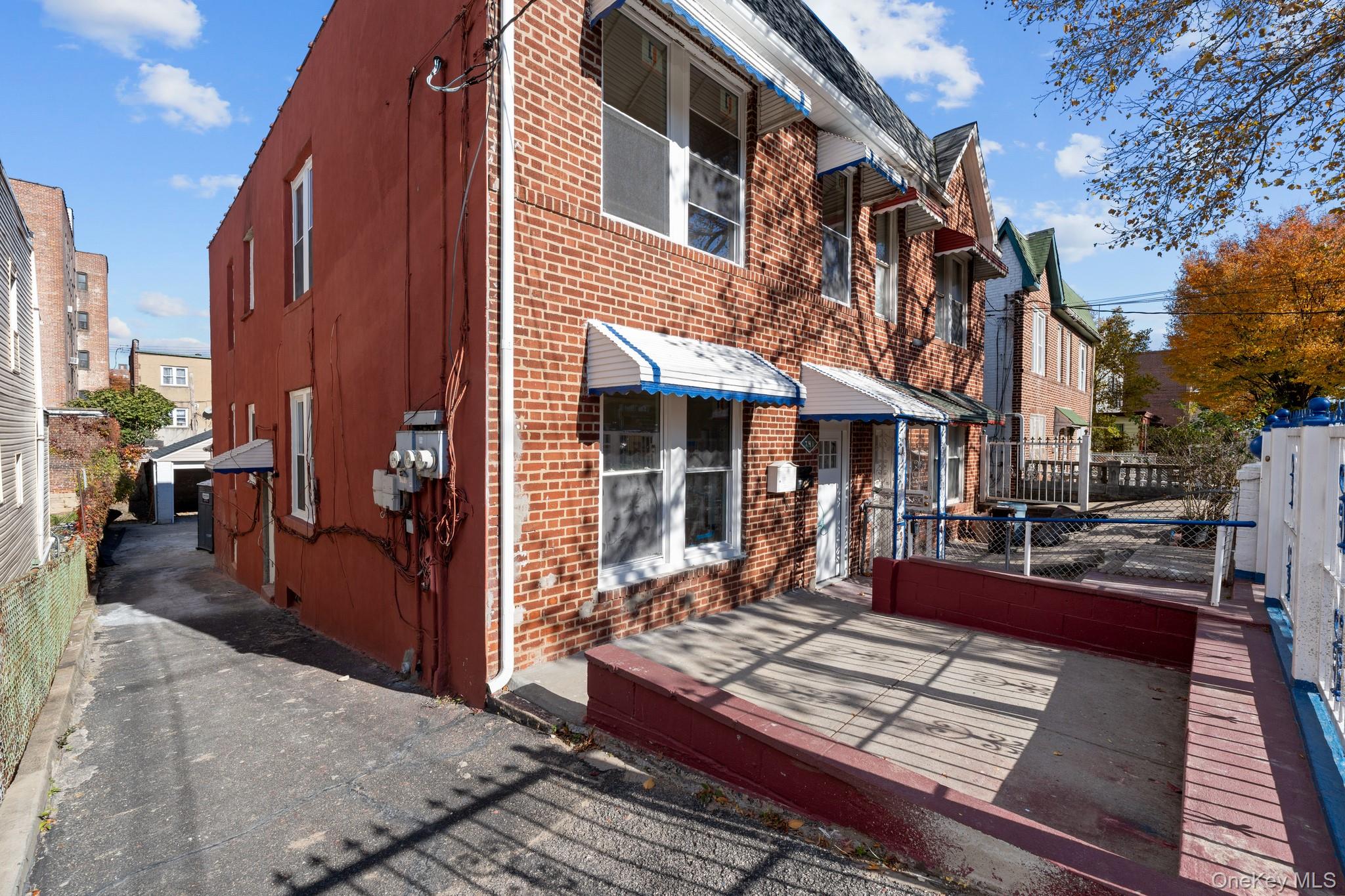 741 E 227th Street, Bronx, NY 10466