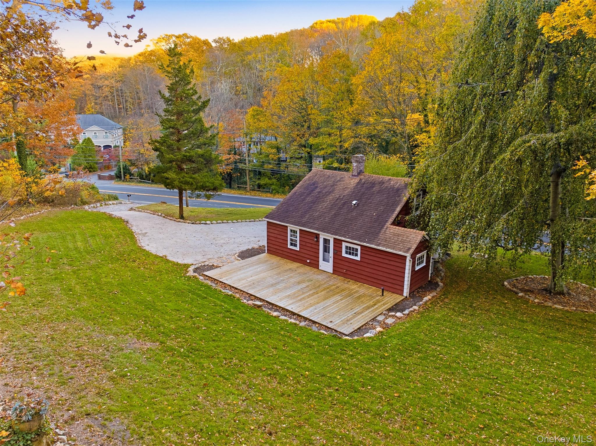 289 E Main Street, Centerport, NY 11721